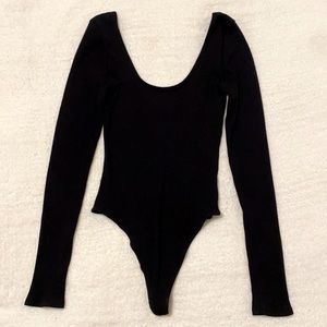 Wilfred Free Scoop Neck Ribbed Bodysuit